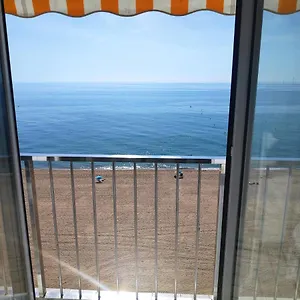 apartamento-platja-daro-17250.topcostabravahotels.com/